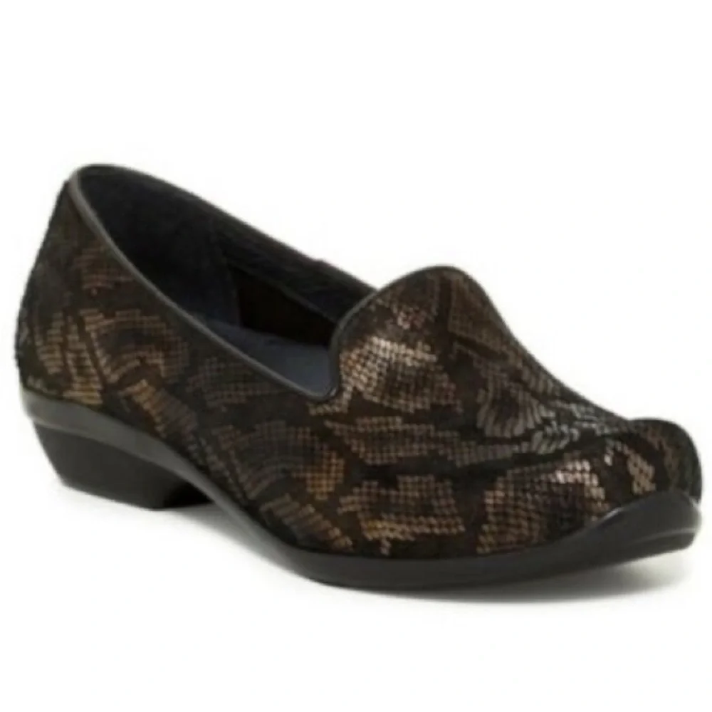Dansko Olivia Bronze Snake Leather Comfort Slip-On Clogs Size 38 US 7.5 Loafers